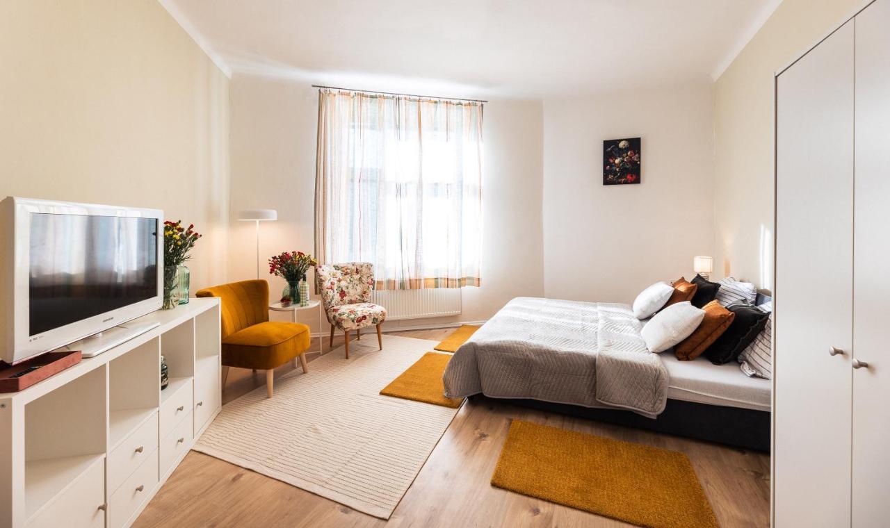 Silvie Apartments - Smeralova Оломоуц Екстер'єр фото